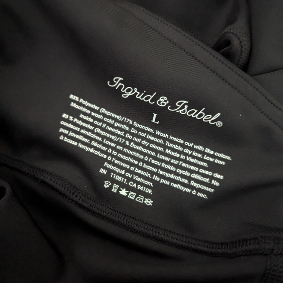 Ingrid + Isabel Maternity Performance Cropped Legging - Picture 3 of 4